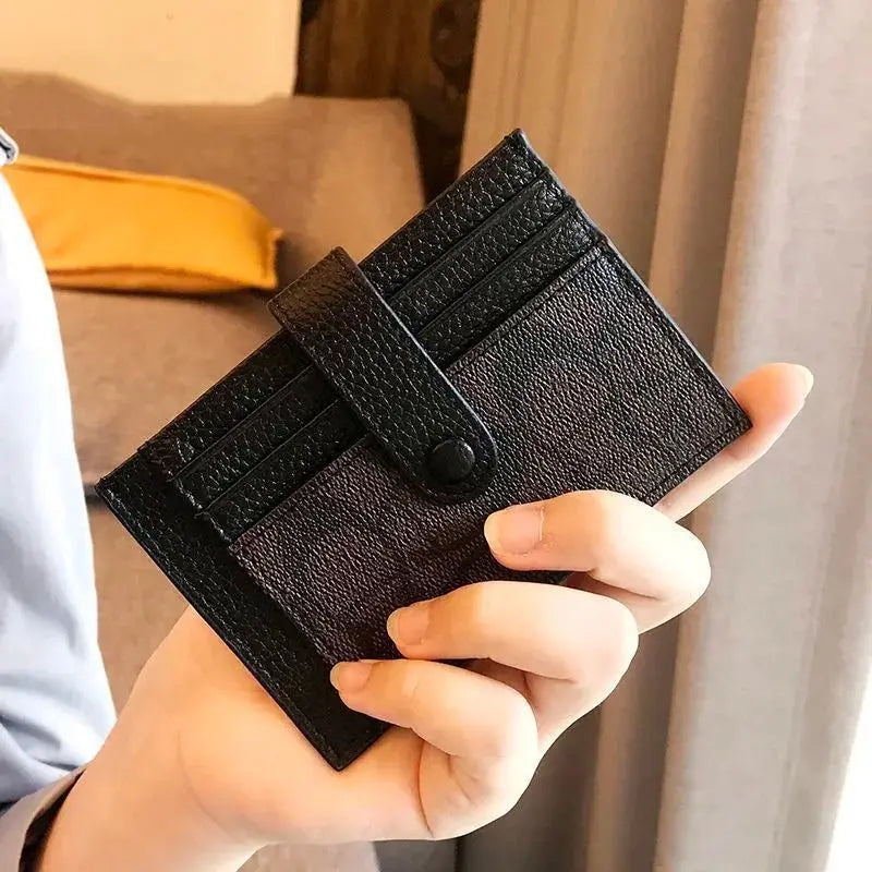 Tarjetero Mini de Mujer Monograma Ultra Fino con Aplique Tipo Sobre