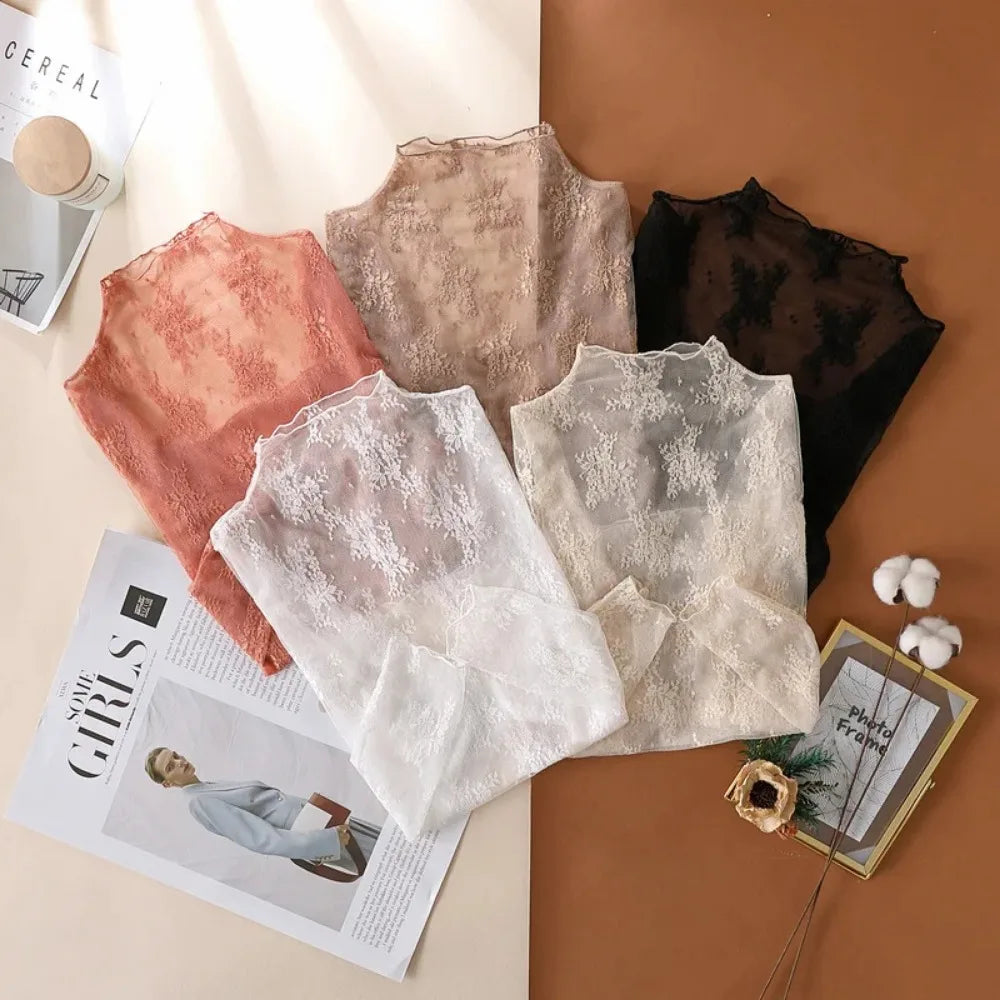 Remera de mujer transparente de encaje con manga larga