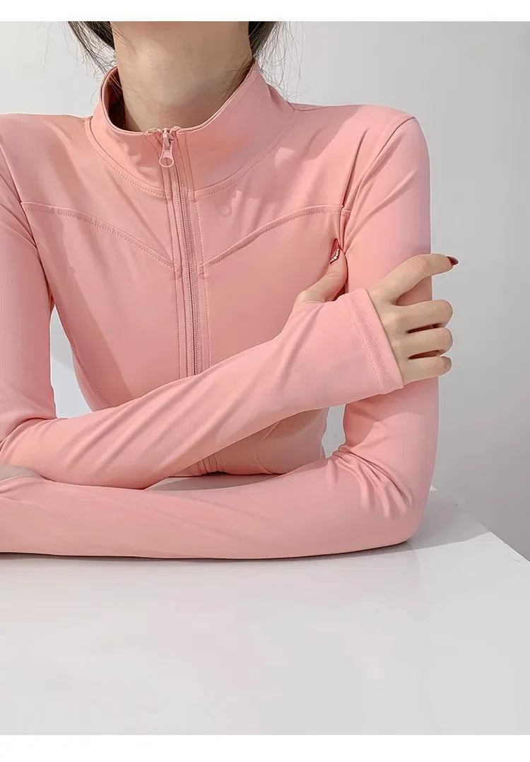 Campera Deportiva Mujer Slim Fit con Cierre y Secado Rápido