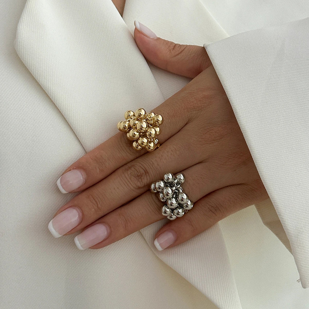 Anillo abierto unisex con esfera pequeña y diseño geométrico