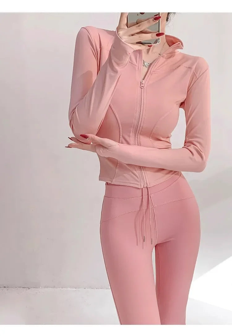 Campera Deportiva Mujer Slim Fit con Cierre y Secado Rápido