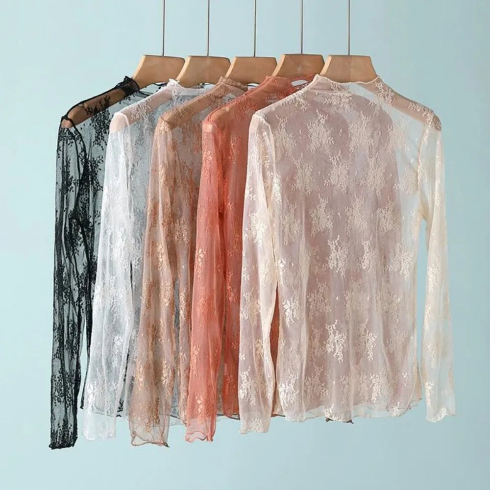 Remera de mujer transparente de encaje con manga larga